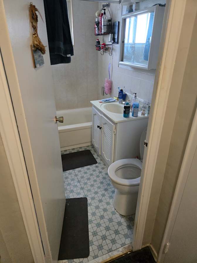 Darren's room