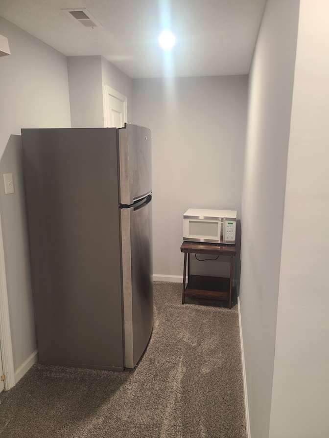 Wale basement Apartment's room