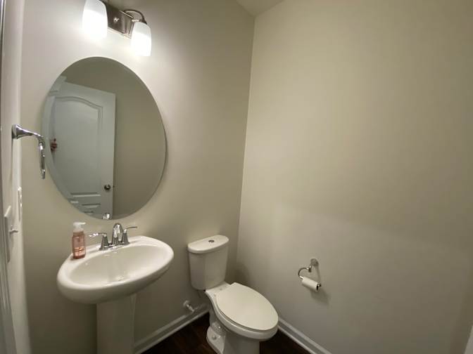 Alcove Rooms's room