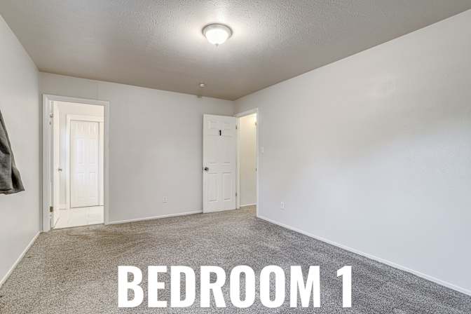 HomeCrew's room