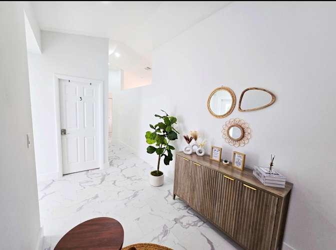 Darlene's room