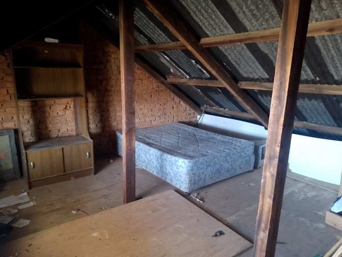 Chandrin Russouw's room