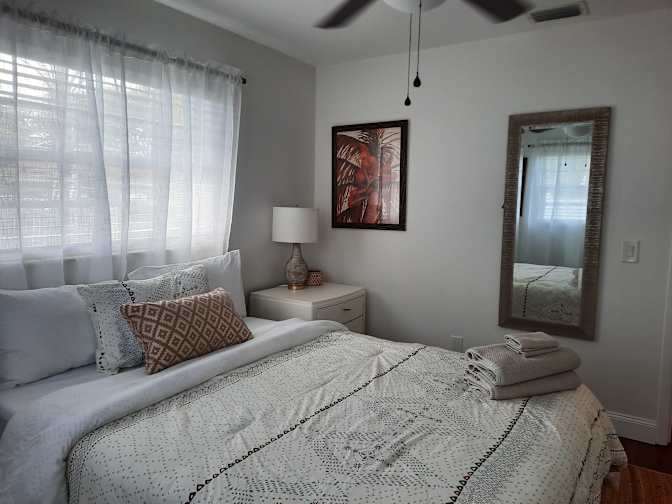 Felicia's room
