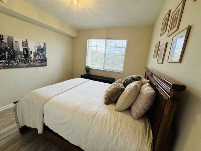 Jennifer's room