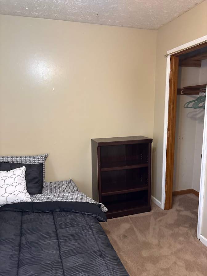 CL&C Property Management and Consulting's room