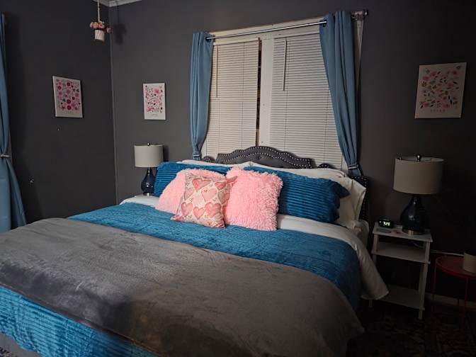 April Kathleen Hille's room