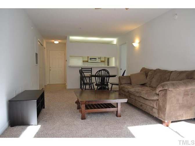 Alcove Rooms's room