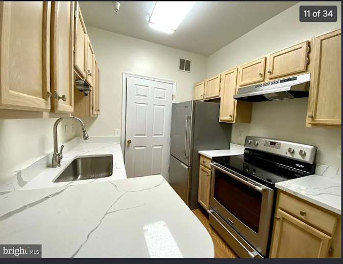 RishiV's room