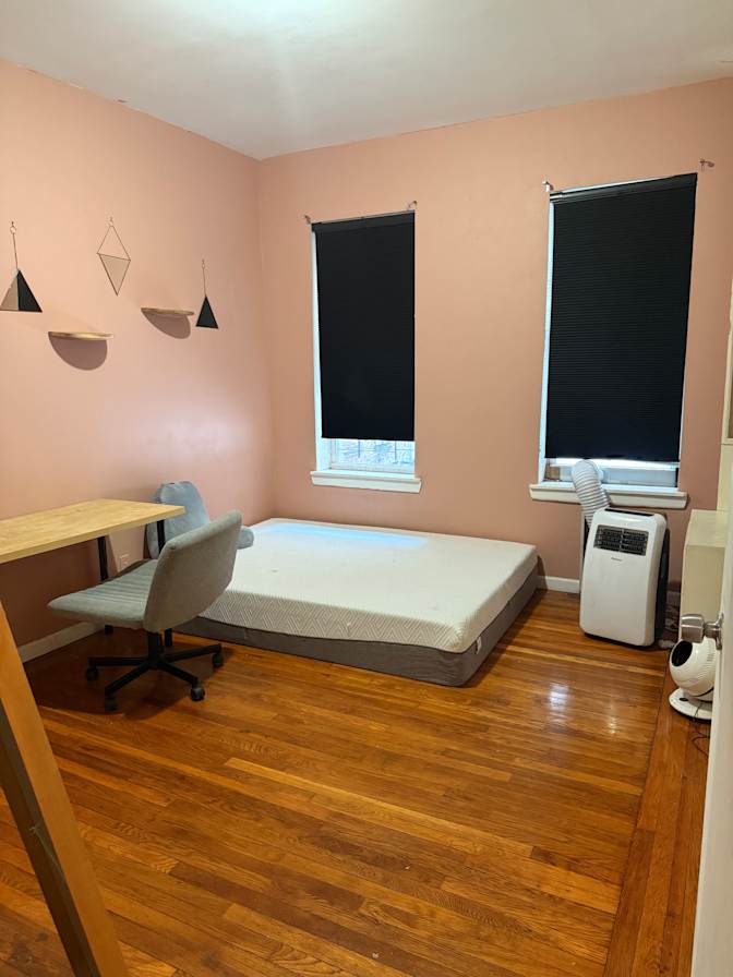 Najma's room
