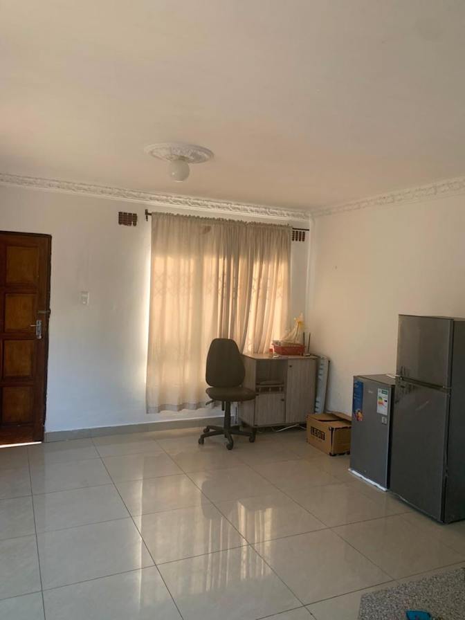 phelisa's room