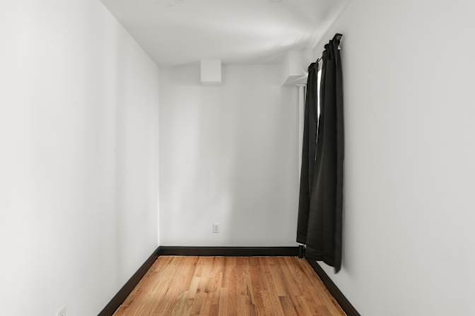 Sam June's room