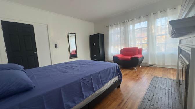 CRISTIAN ARANEDA's room