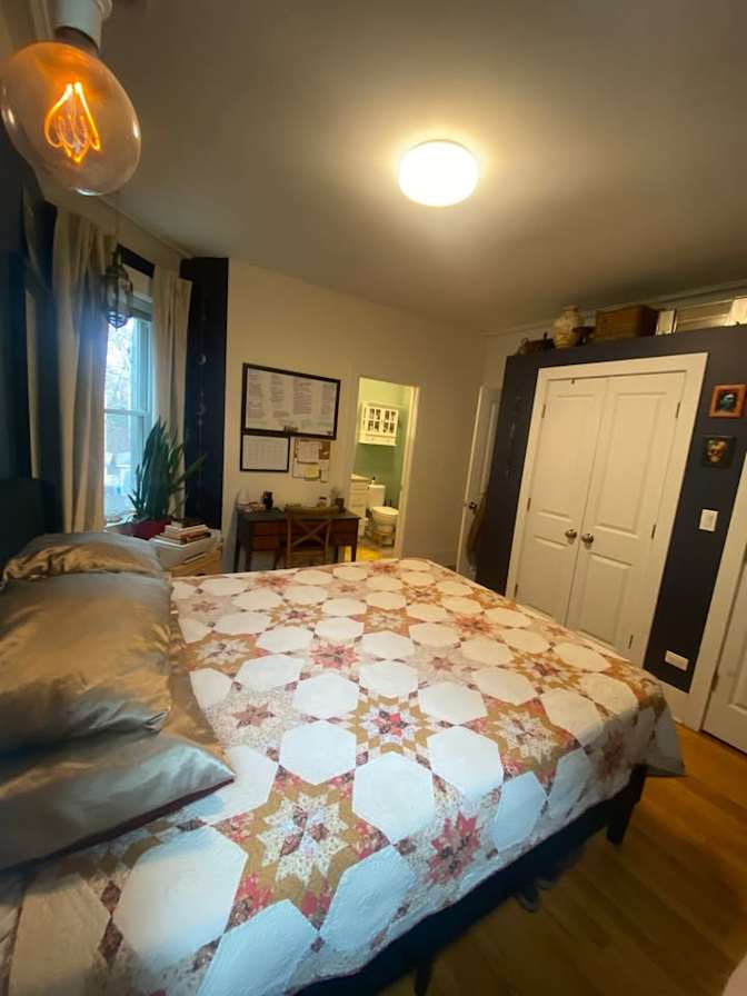 Anastasia K Rhodes's room