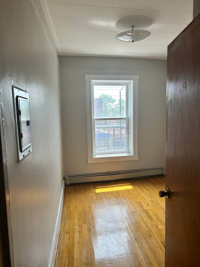 Pete's room
