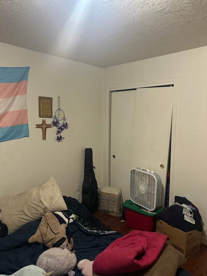 Nolyn's room