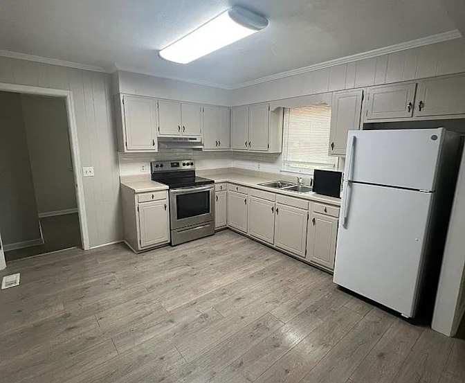 Samuel's room