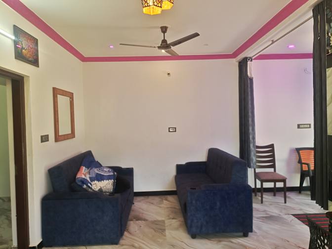 TARAKARAMA's room