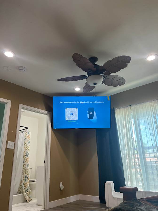 Nydia's room