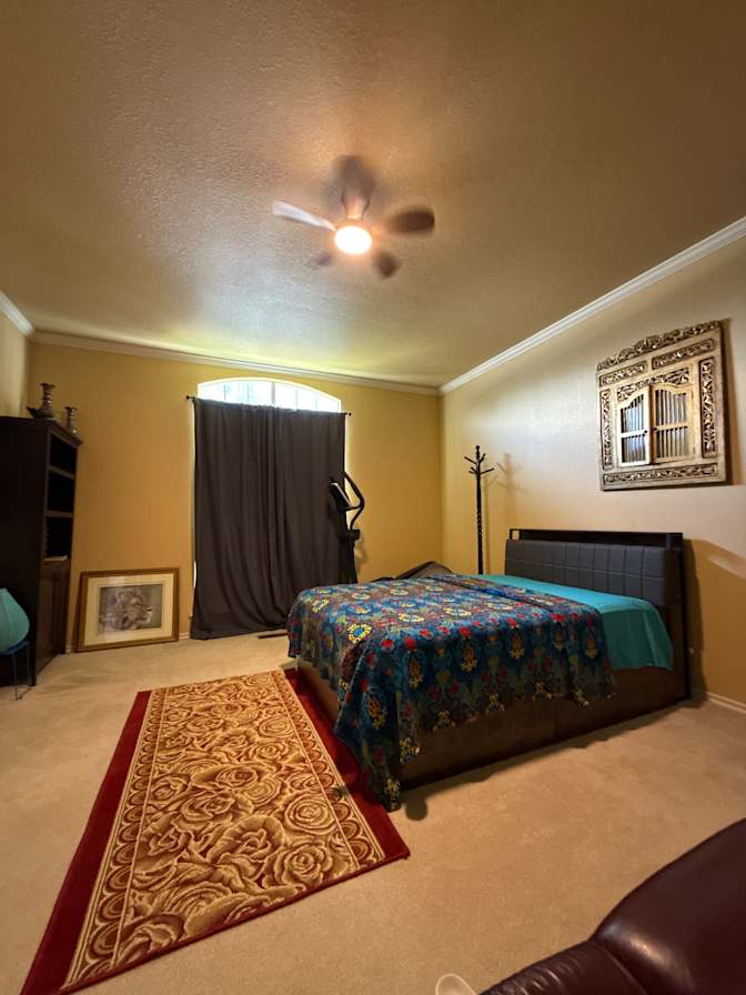 Riana's room