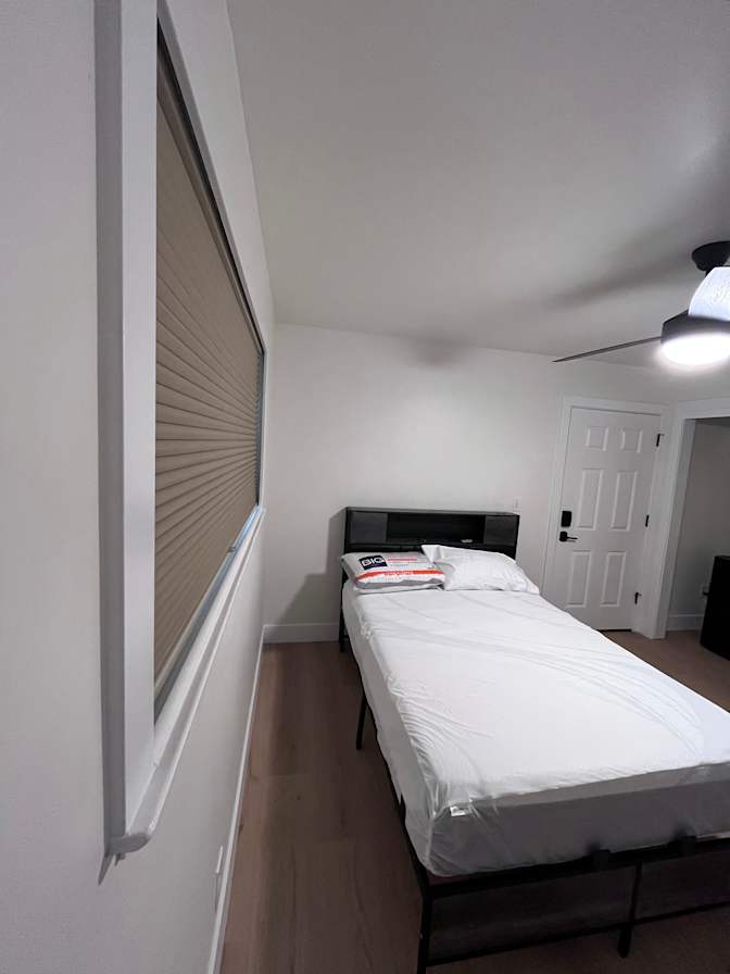 Al's room