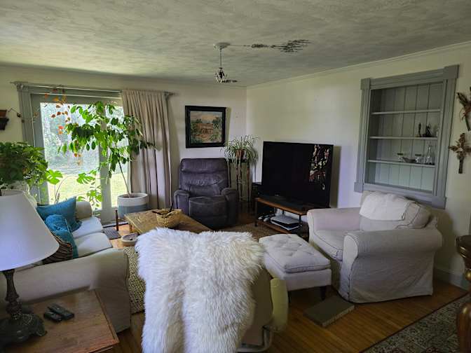 Ted's room