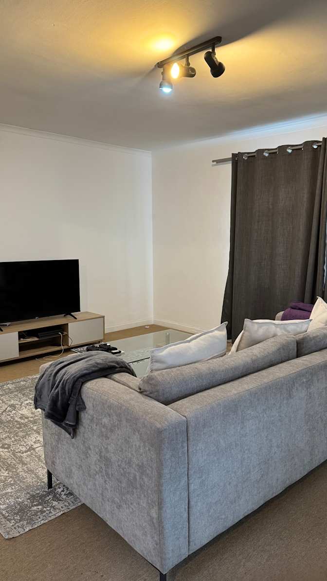 Iremitide's room