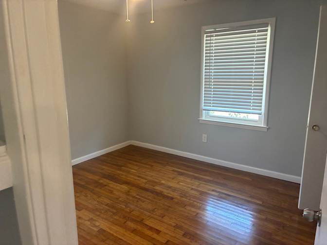 Alcove Rooms's room