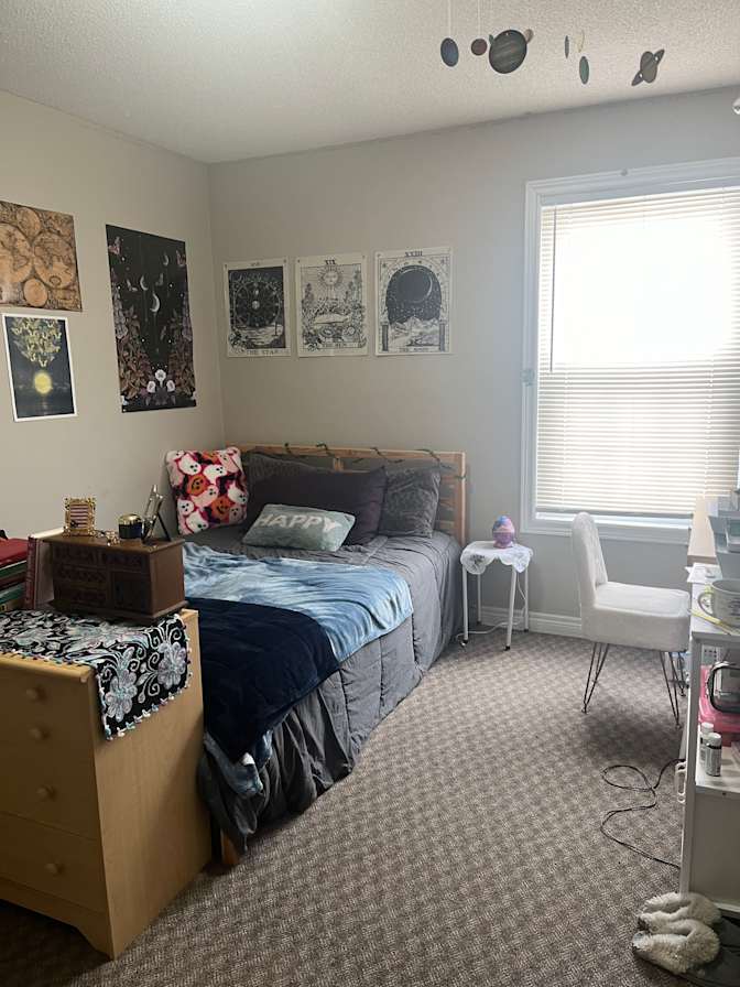 GABRIELLA RAIMONDO's room