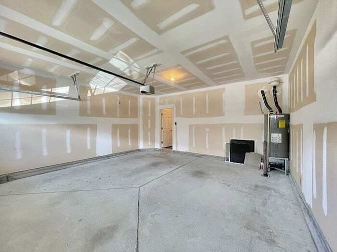 Alcove Rooms's room