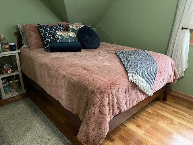 Jennifer's room