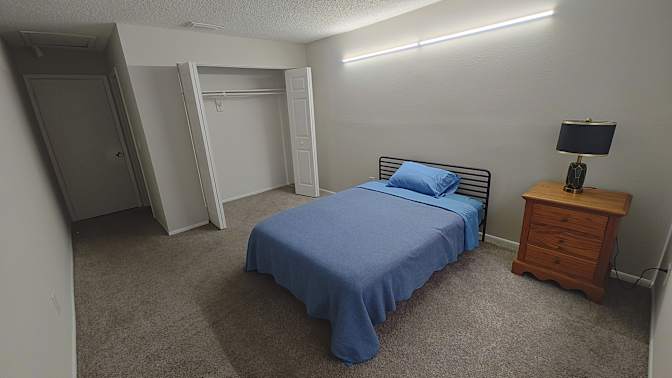Fanis's room