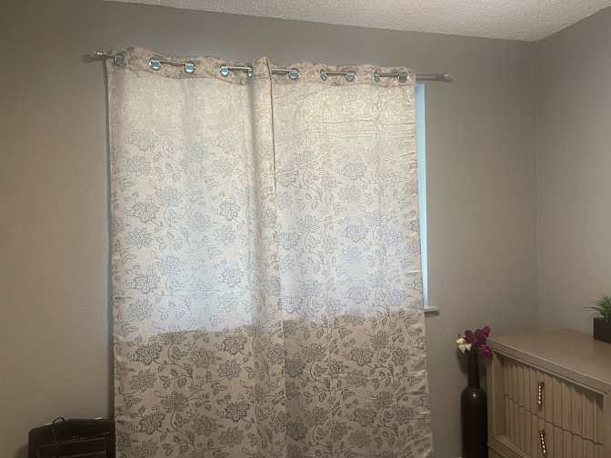Mitshe Totaan's room