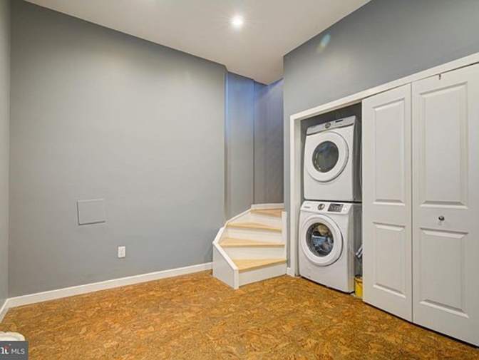 Lisa's room