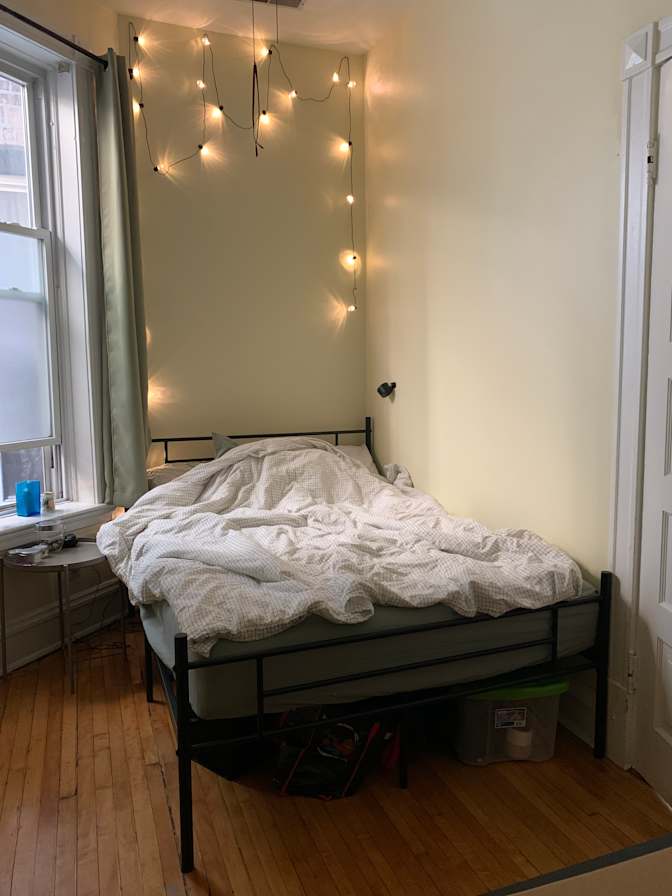 Fredy's room