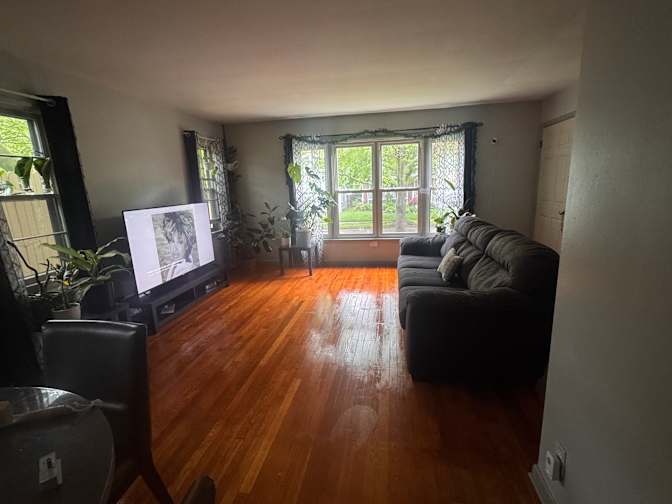 Aaeron's room
