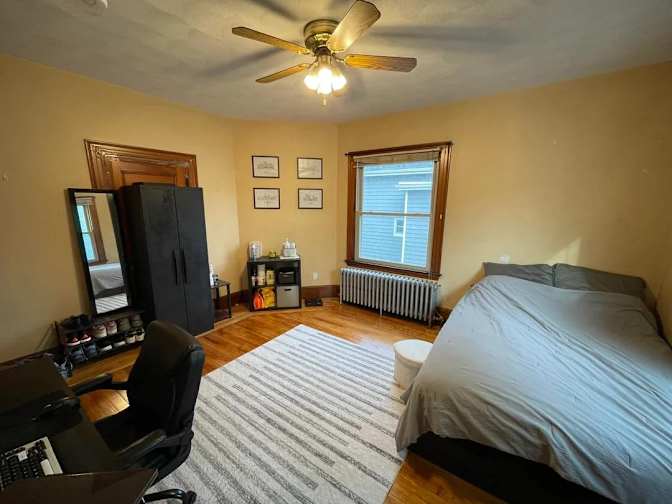 Dan's room