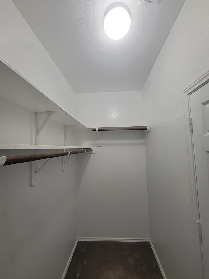 Efrain's room