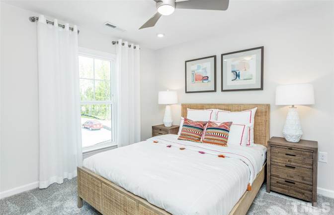 Alcove Rooms's room