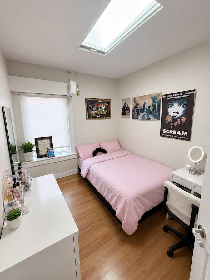 Venna's room