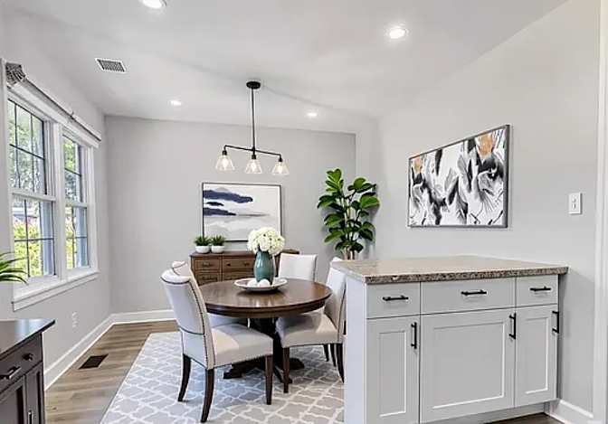 Alcove Rooms's room