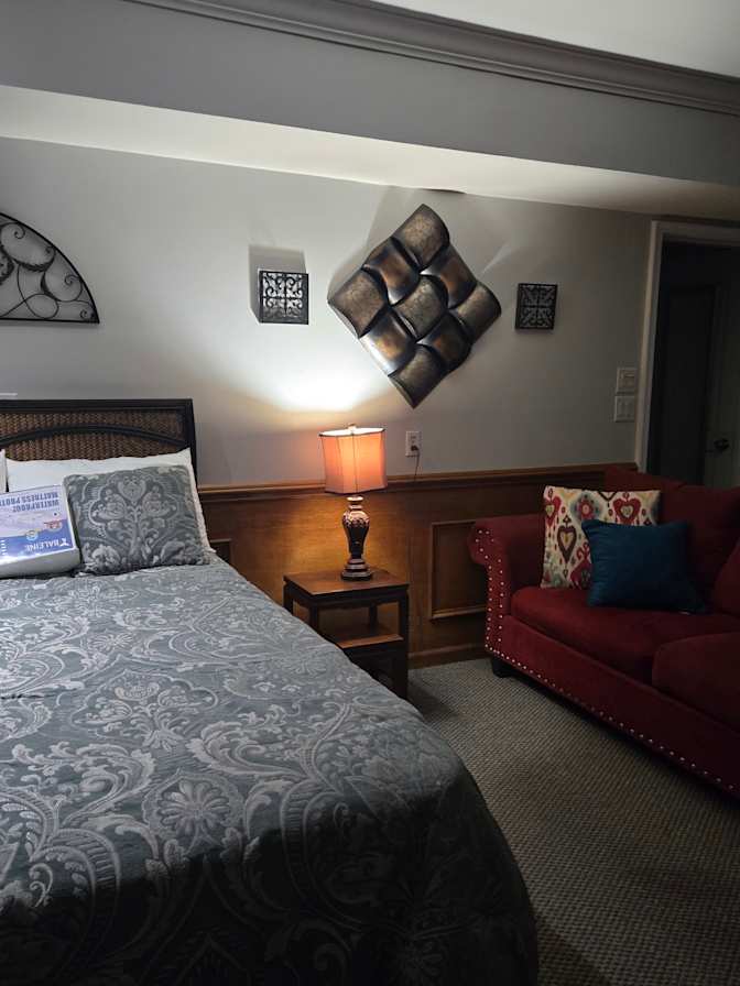Eva's room