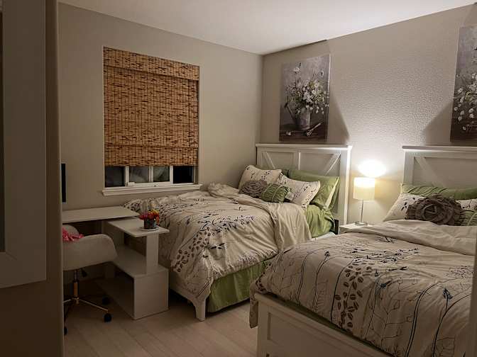 Carolyn Tran's room