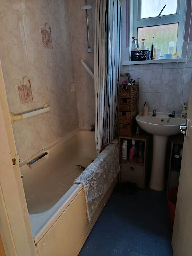 Gillian's room