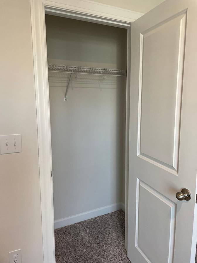 Alcove Rooms's room