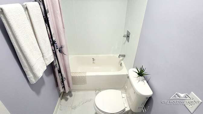 GBU Holdings Group's room