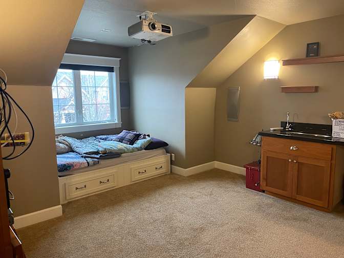 Valerie's room