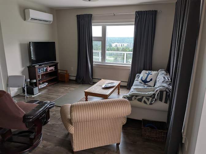 Hans's room