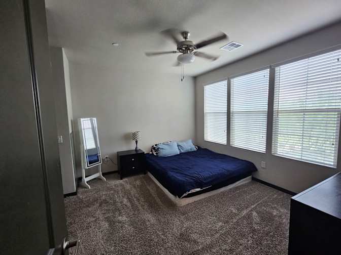 Cameren's room