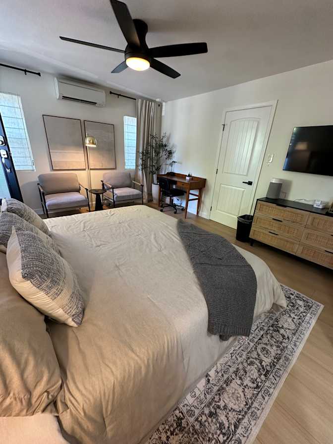 ellen's room