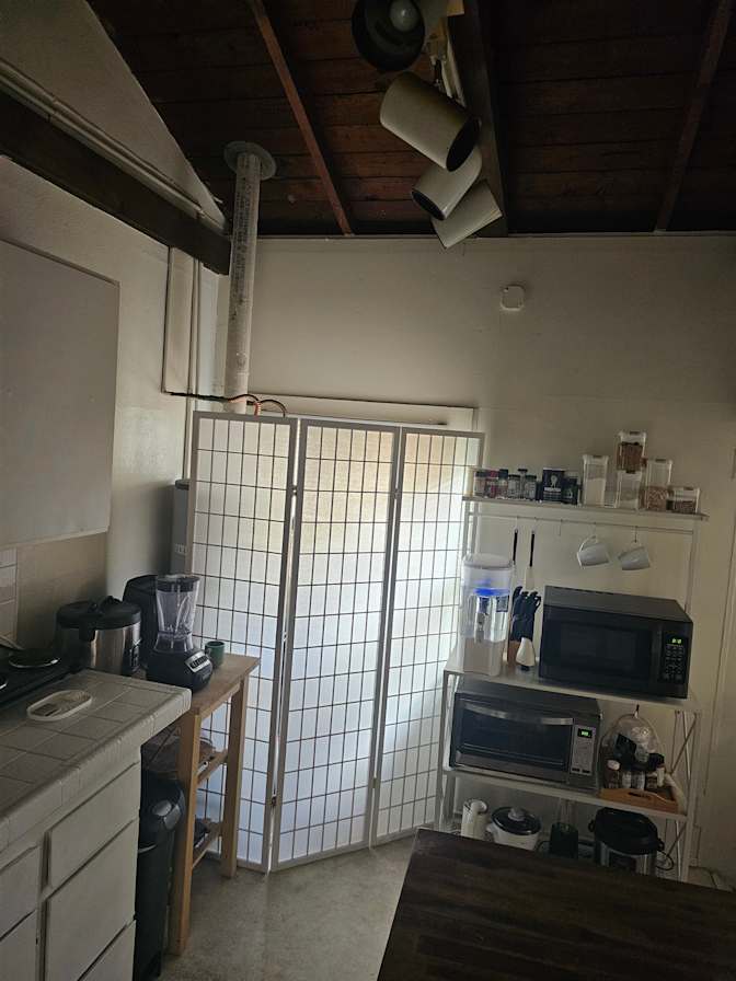 Farhad's room